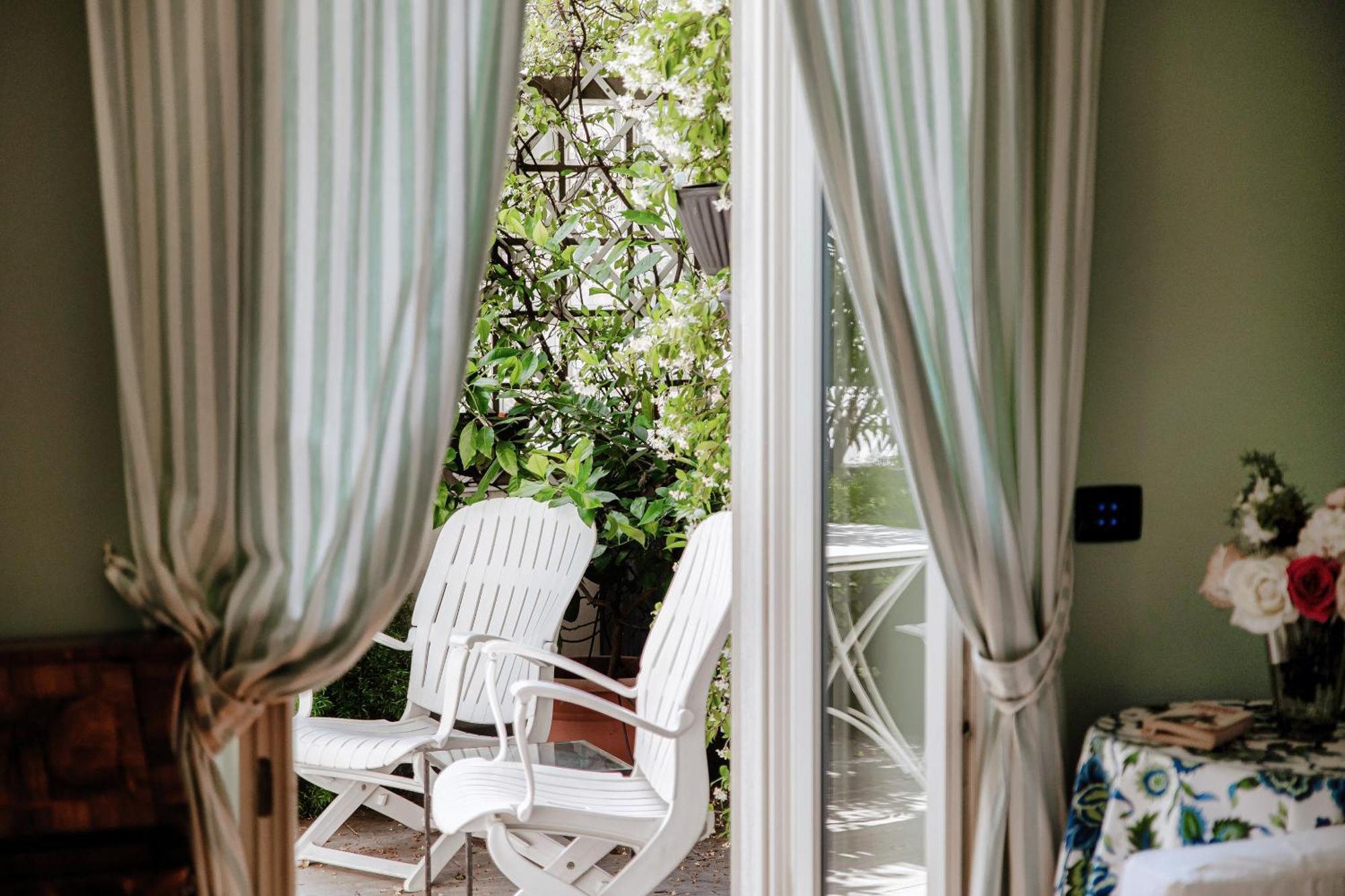 Green Home 65 - The House Of Travelers Como Buitenkant foto